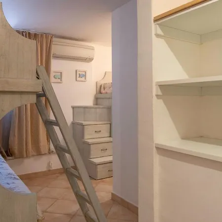 Baragge Hill& Summer Pool 帕劳